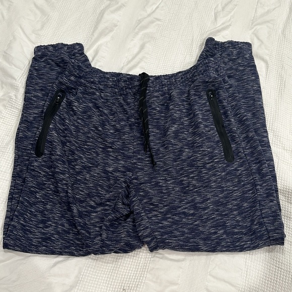 Balance Collection joggers - Picture 2 of 5